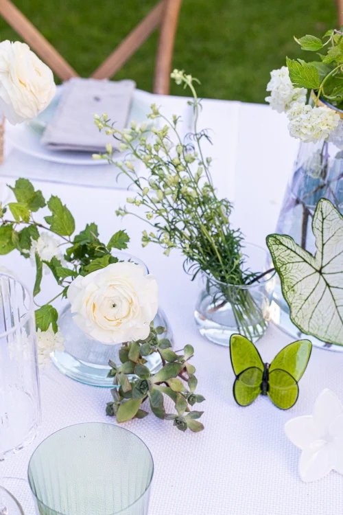 Creating The Most Gorgeous Shavuot Floral Tablescape Ever! ✨🌸 - Little Somethings NYC