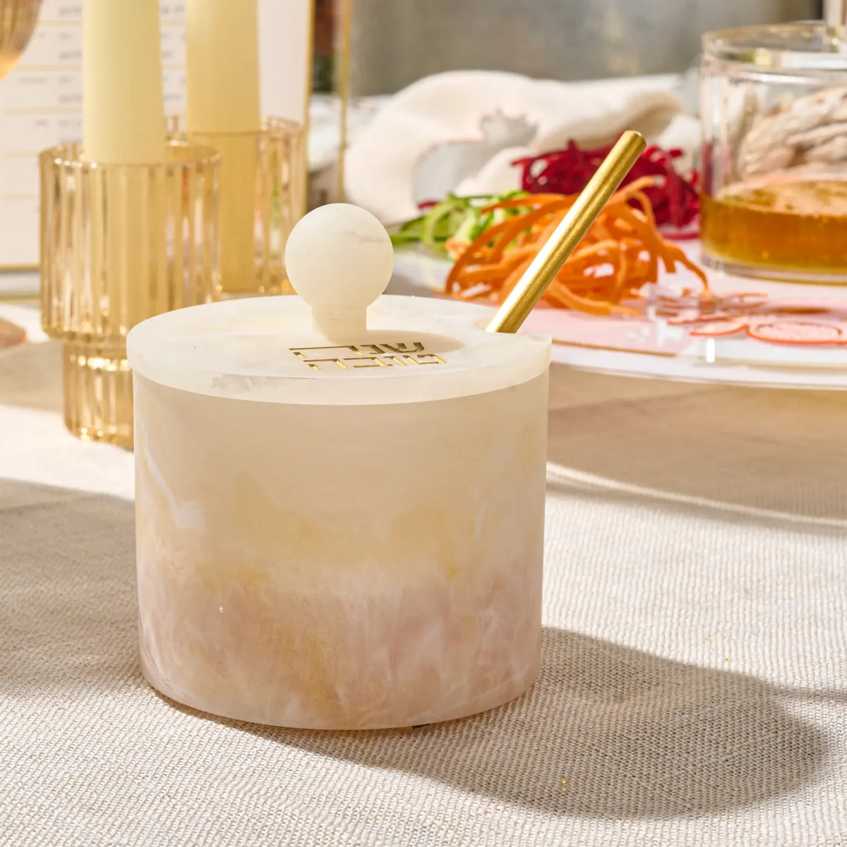Classic Round Resin Honey Dish for Rosh Hashanah