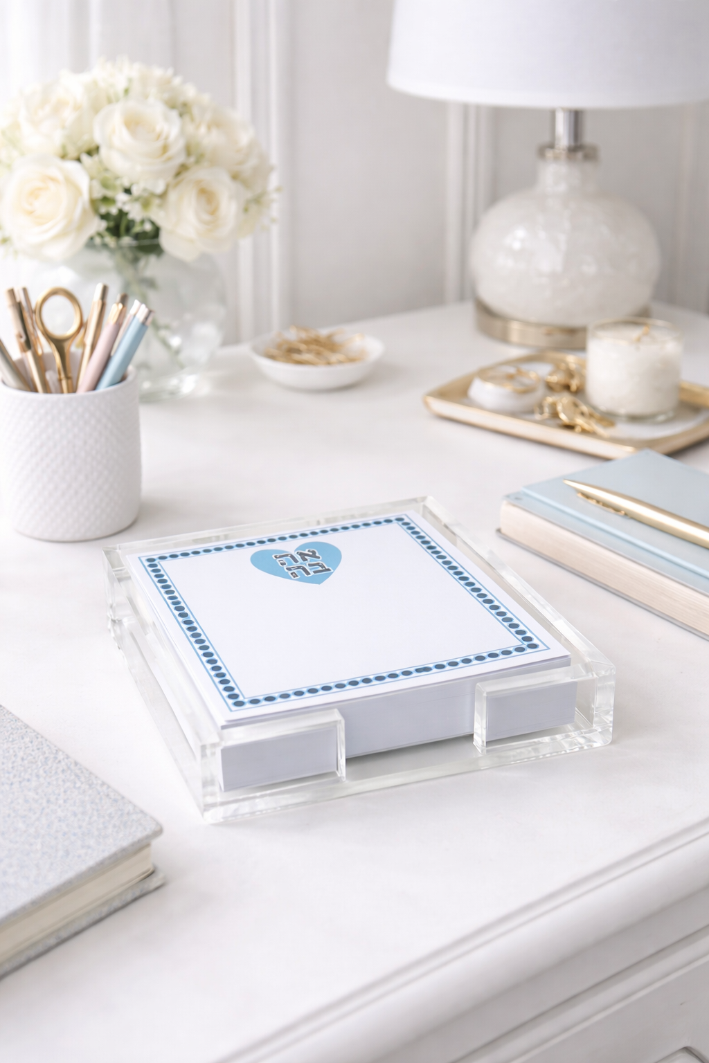 Notepad in Acrylic Holder Ahava Love Heart