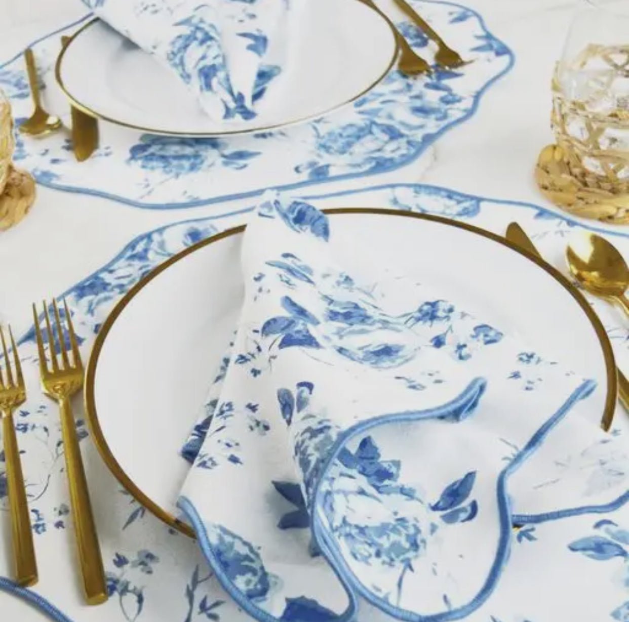 Blue Rose Scalloped Dinner Napkin Set - Set of 4 - Little Somethings NYC