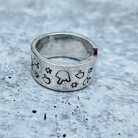 Magen David Middle Finger Ring
